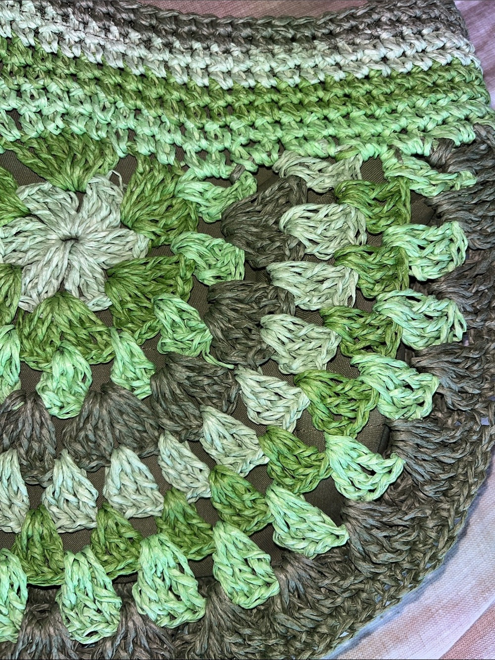 Margret Crochet Crossbody Bag - Picture 7 of 8
